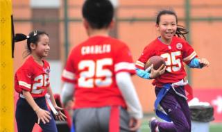 橄榄球运动员训练