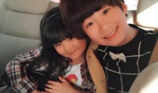 做鬼脸表示什么