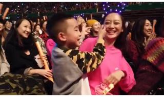 陈小春演唱会应采儿 陈小春演唱会应采儿